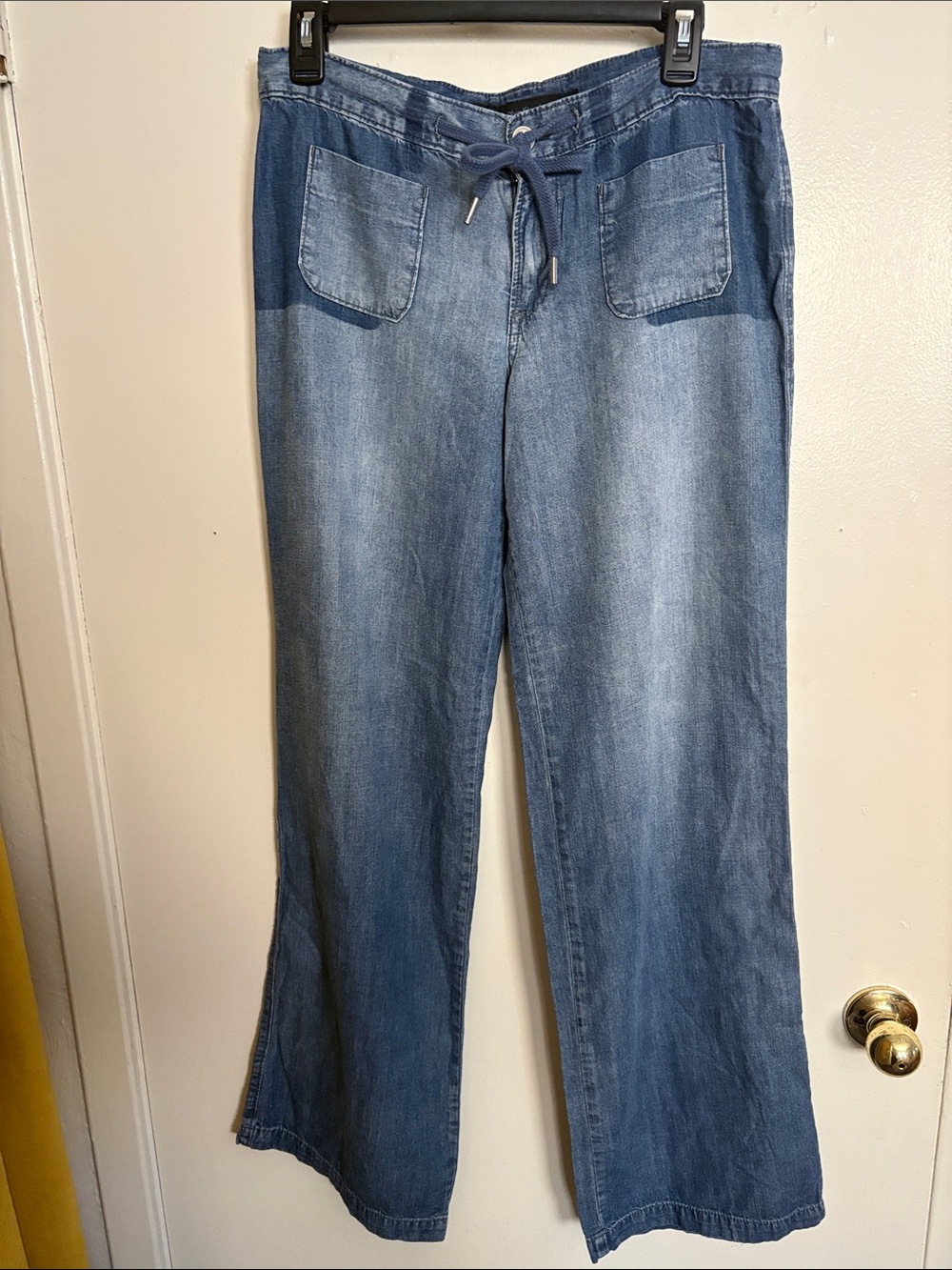 Calvin Klein Women's Light Blue zippered Jeans with Drawstring Waist